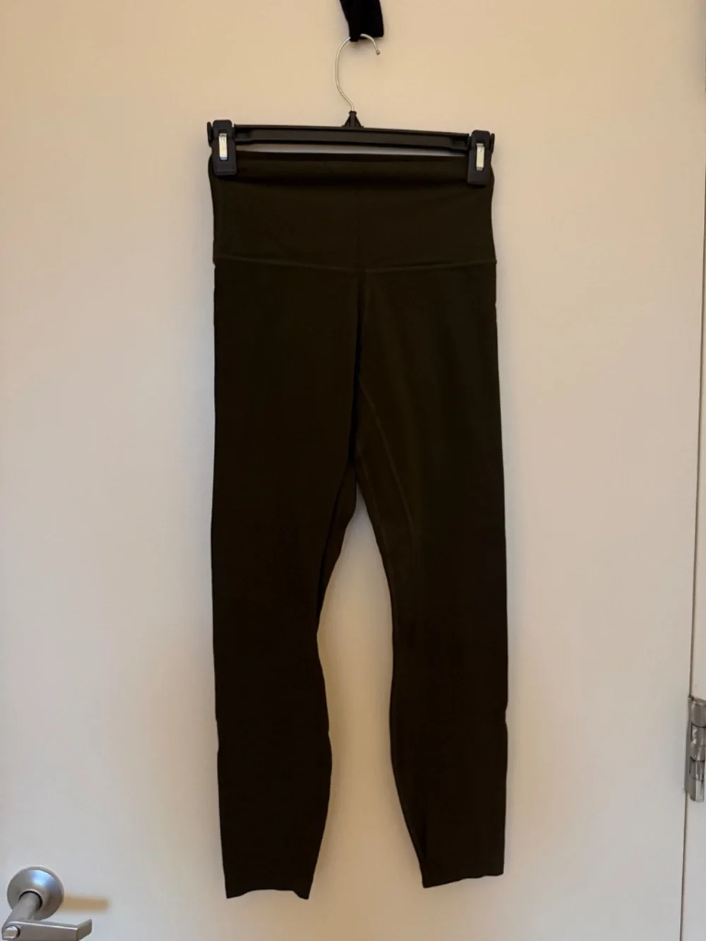 Lululemon army green set - Picture 3 of 4